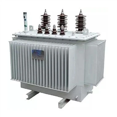 Transformador submergit en oli per a la distribució d'energia